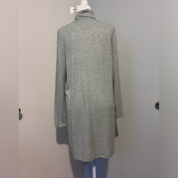 Zara turtleneck knit dress sweater,very soft & light weight,size M, green color - Picture 4 of 9
